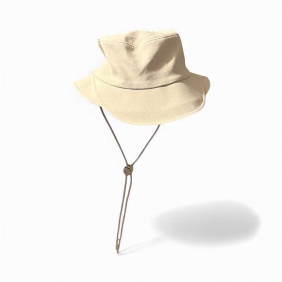 NWT Lululemon Off-White Bucket Hat - Picture 1 of 8